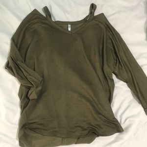 mid length green shirt